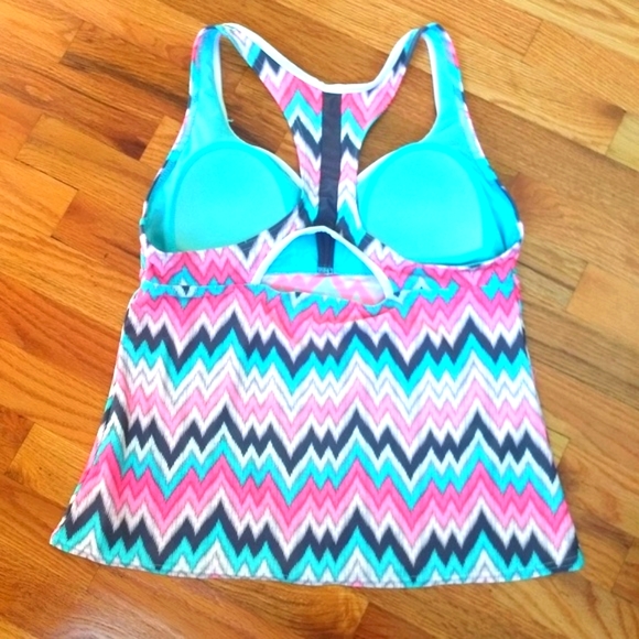 Tankini - Picture 2 of 2